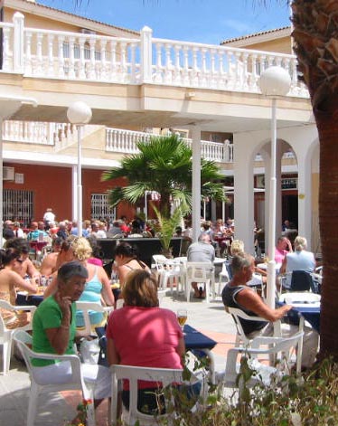 Horizonte commercial centre Playa Flamenca