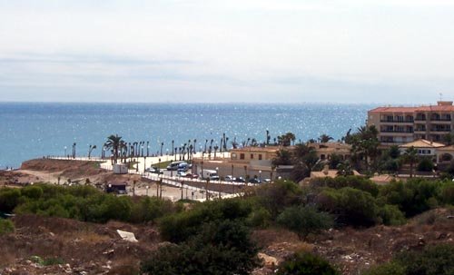 Playa Flamenca promenade